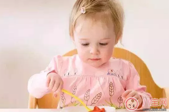 宝宝辅食蔬菜过敏怎么办 怎么知道孩子是不是辅食过敏