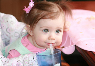 Gululu水精灵互动水杯怎么样 宝宝不爱喝水用Gululu水精灵水杯有用吗